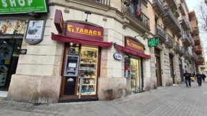 32 barcelona estanc tobacco shop 0