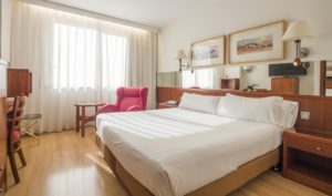 Hotel ILUNION Les Corts – Spa 1