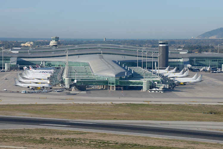 aeropuerto josep tarradellas barcelona-el prat cover