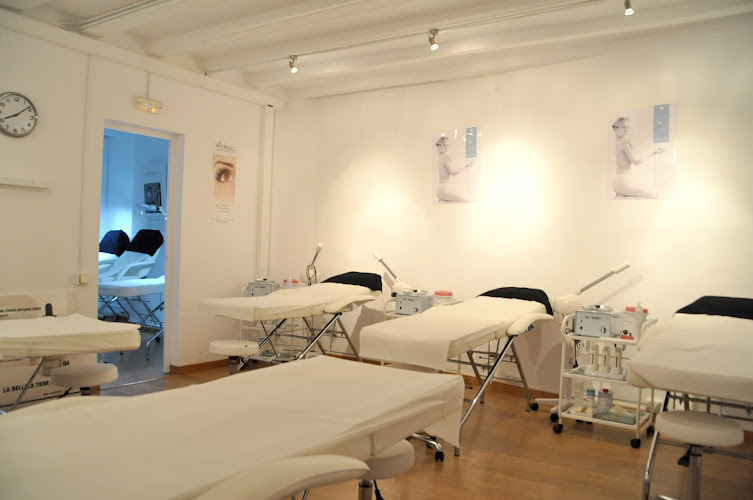 barcelona beauty school cover