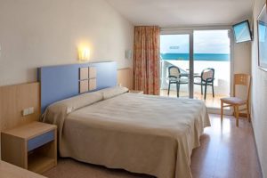 caprici beach hotel & spa 1
