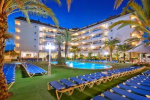 caprici beach hotel & spa 5