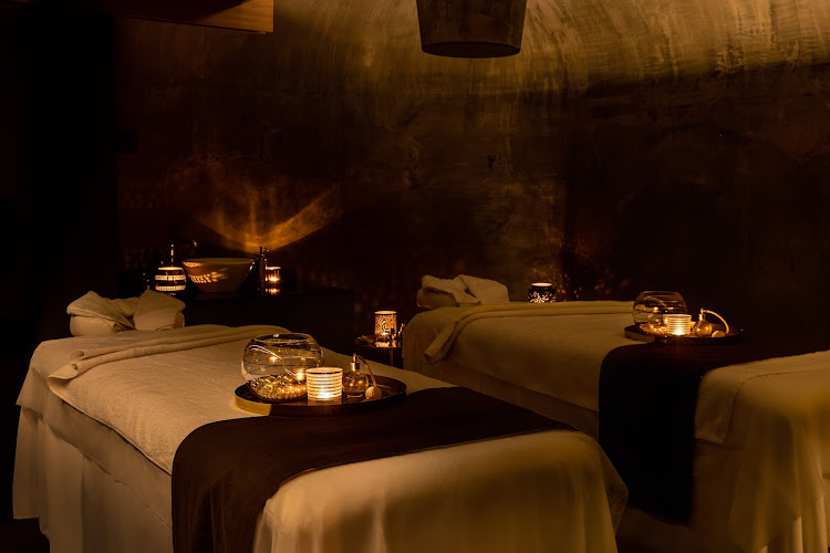égoïste spa cover