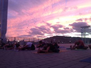happy lotus massage therapy & yoga barcelona 0