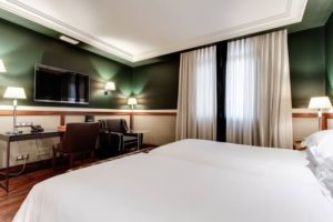 hotel 1898 1