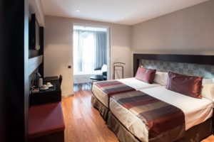 hotel catalonia port 1