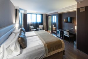 hotel catalonia rigoletto 1