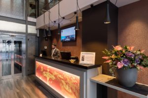 hotel catalonia square 7