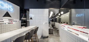 kolors nail bar 1