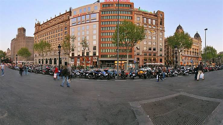 olivia plaza hotel cover